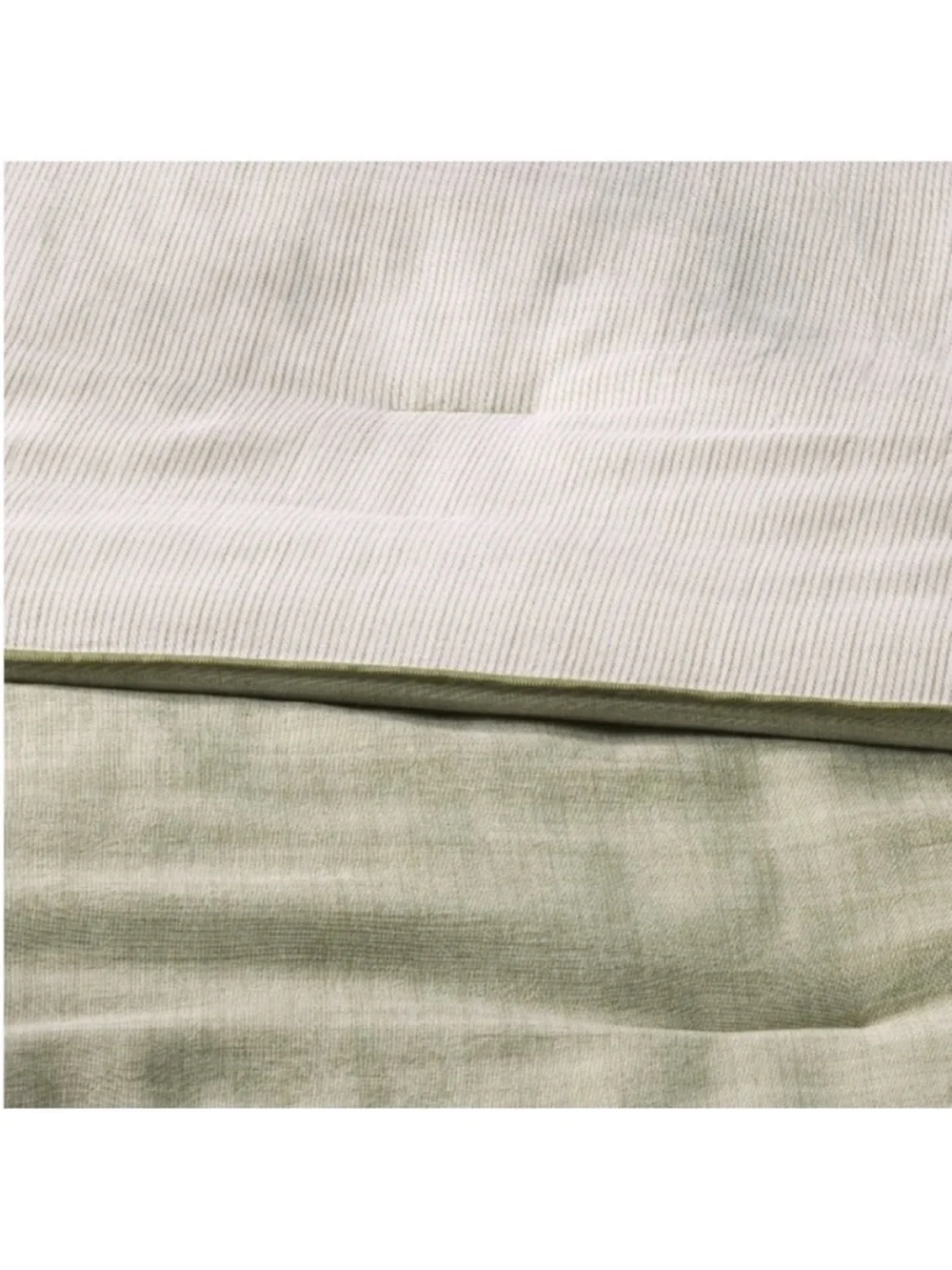 NWT 3pc King Reversible Comforter Set Green - Hearth & Hand with Magnolia